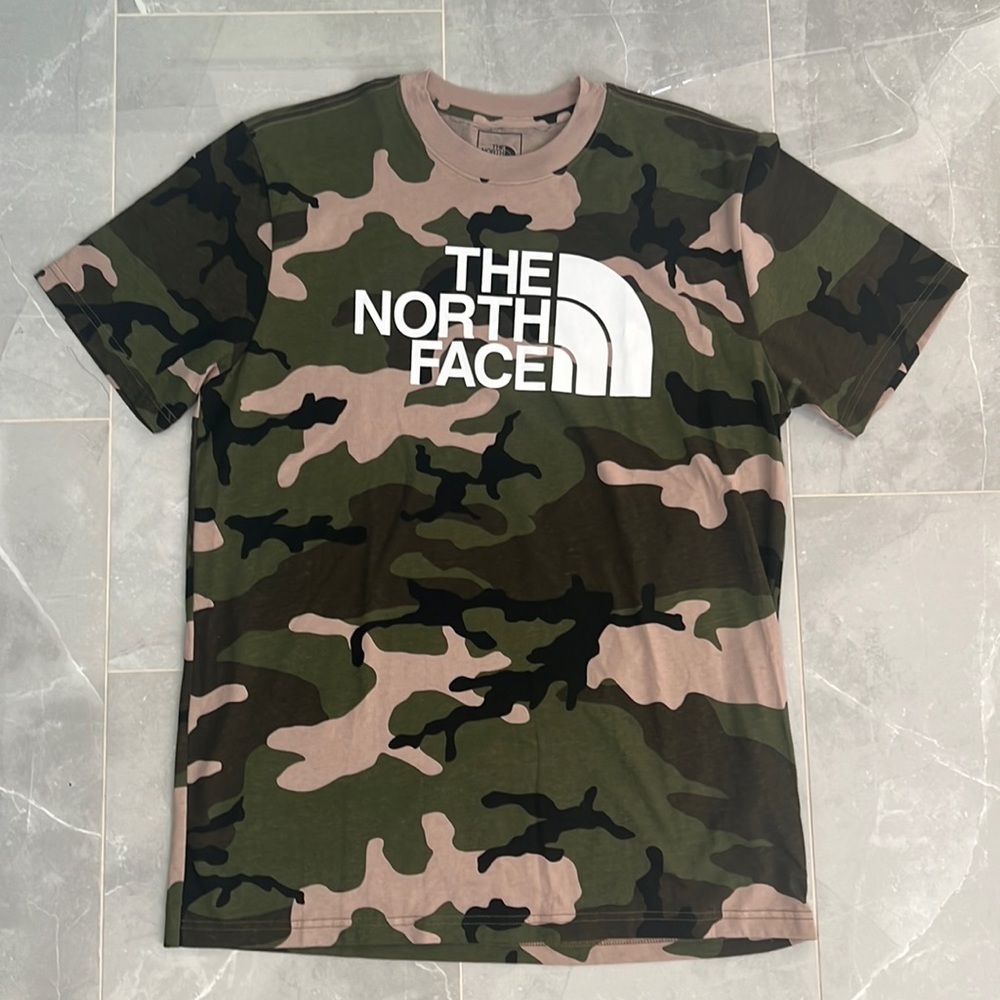 The North Face Men’s Camouflage Tee Shirt Short Sleeves Cotton Size L